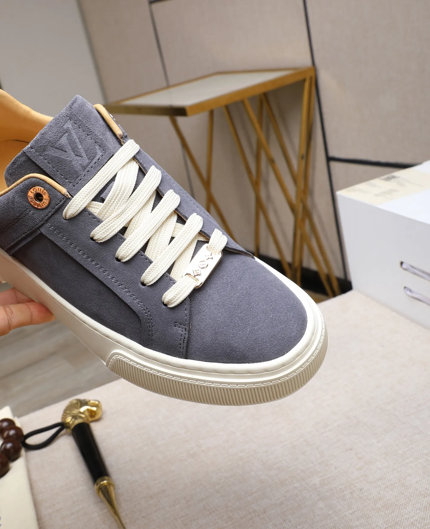 Men's shoes 💰460 [LV～] Men's casual shoes 2025z cabinet sales simultaneously 🔶Size: 38-44 #️⃣ 🔷3 colors🔜The upper is made of multi-material splicing➕cow leather lining, comfortable and breathable, sole: original comfortable and wear-resistant outsole, ⚠️real thing📱photographed🎬real thing is better📢📢📢